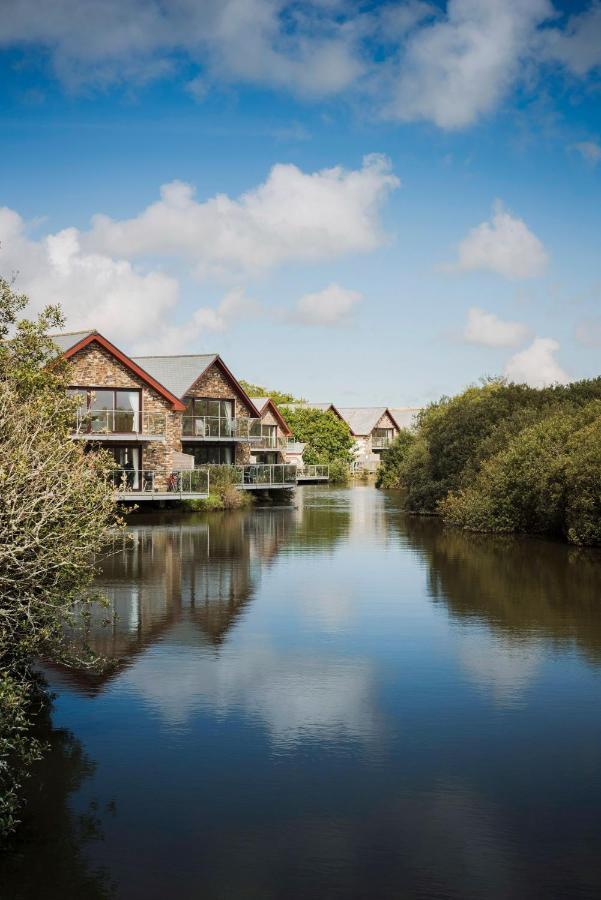 Kingfisher Hot Tub & Log Burner House On Premium Lakeside With Resort Facilities St Columb Major Екстер'єр фото